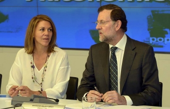 Mariano Rajoy drog 4 augusti på semester, men lovordade innan regeringens sex första månader vid makten.