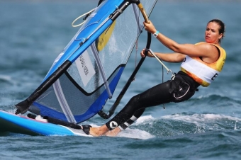 Kombinationen damer och vatten blev Spaniens framg&aring;ngsrecept i London-OS. Sevillanskan Marina Alabau tog guld i windsurf.