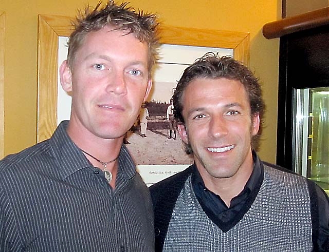 Efter Italian Open spelade Peter en välgörenhetstävling i Milano, där han bland annat träffade fotbollsstjärnan Alessandro Del Piero.