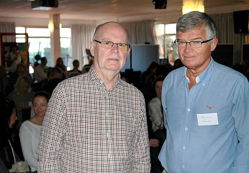 Ordföranden i SUF Lars Ornbrant och rektorn i Svenska skolan i Fuengirola Per Jonsson, vid invigningen av Iberiakonferensen.