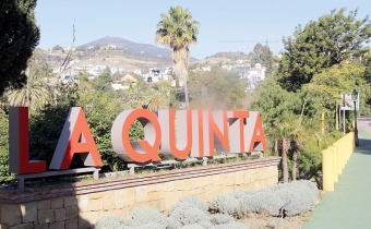 Både hotellet och golfklubben vid La Quinta bytte i höstas ägare. Många av medlemmarna känner sig överkörda, men ingen är villig att gå till domstol.