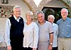 Det finns många svenskar  bland medlemmarna i  bridgeklubben i Pueblo López. På bilden från vänster: Ingvar Rune, Marianne Ekroth, Bo Hallberg, Per Olof Berg och Bengt Ekroth, klubbens ordförande.