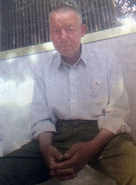 I Sverige skulle han kallas för A-lagare. Peter Johansson har valt att bo i Marbella och även om han saknar tak över huvudet trivs han i Spanien. Han är 56 år, alkoholist och uteliggare. Hans syns regelbundet i centrala Marbella, inte minst vid svenskhotellen där han ofta finner sympati och kanske också får en slant av någon landsman på tillfällig semester. Foto: Daniel Berglund