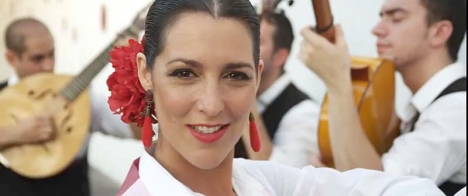 Mängder av riks- och internationella kändisar gör i en video reklam för sin hemprovins Málaga.