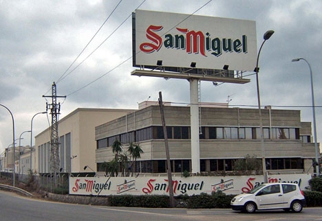 San Miguels fabrik i Málaga byggdes 1966, ungefär samtidigt som de första svenska turisterna kom till Costa del Sol.