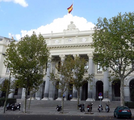 Madridindexet har rasat under första börsveckan med 6,65 procent.