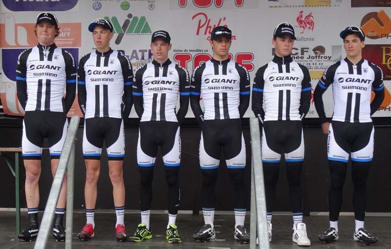 Fredrik Ludvigsson (andra från v.) med sina stallkompisar i Giant-Alpecin.