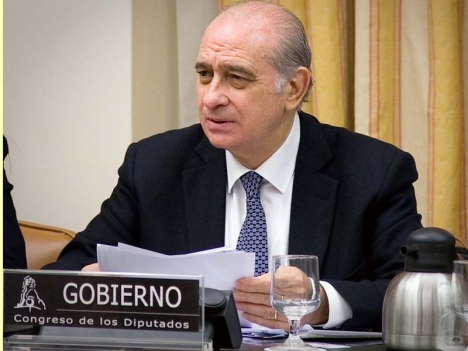 Inrikesministern Jorge Fernández Díaz värdesätter att antalet våldtäktsfall sjunkit de senaste fyra åren.  Foto: Ministerio del Interior 2015