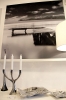 Dans fotografier kombinerar utmärkt med de kända designföremålen.