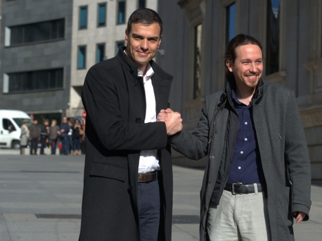 Pedro Sánchez och Pablo Iglesias höll 30 mars ett möte som närmar PSOE och Podemos.