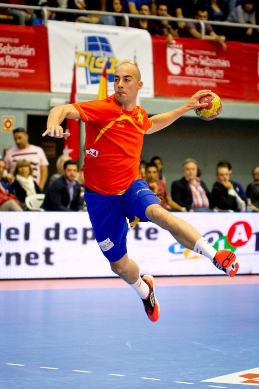 Spanien vann över Sverige med 25-23, men behövde ett mål till för att kvala till OS.