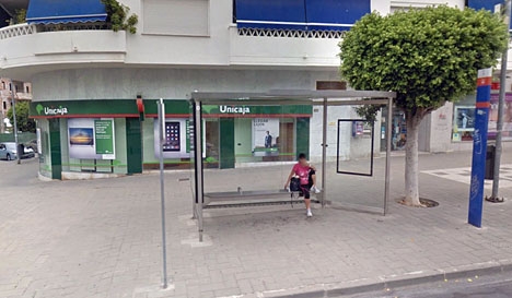 Det drabbade kontoret i Nueva Andalucía. Foto: Google Maps