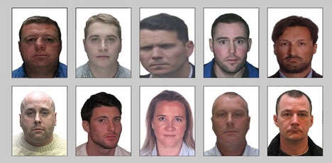 Nio av de tio senast efterlysta brottslingarna har gripits och dessa är de tio nya som toppar den brittiska polisens spaningar i Spanien.