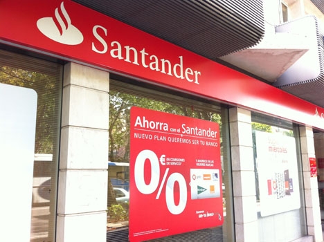 Ett flertal banker, som Santander, har ändrat det finstilta i sina hypotekskontrakt.