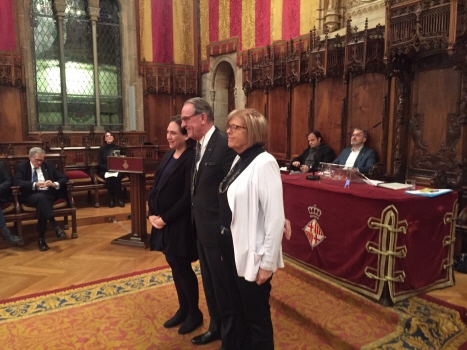 Jan Eliasson mottog priset, som bär Olof Palmes namn, i rådhuset i Barcelona. Foto: Lars-Hjalmar Wide
