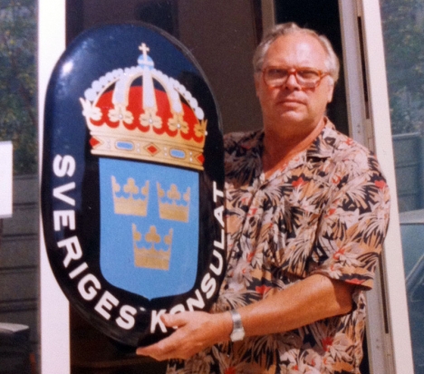 Stig Öberg vid invigningen av konsulatet i Fuengirola. Foto: Sydkusten
