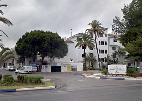 Hotel Coral Beach ligger vid Golden Mile, i Marbella. Foto: Google Maps