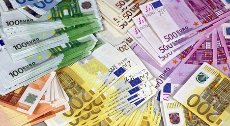 Utlänningar tillåts sex gånger så stora kontantköp i Spanien som spanjorer, men nu vill regeringen skärpa kontrollerna. Foto: Europol