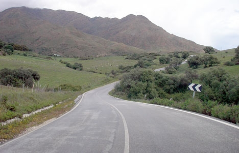 Kroppen hittades nära Sierra Bermeja, på landsvägen mellan Estepona och Jubrique.
