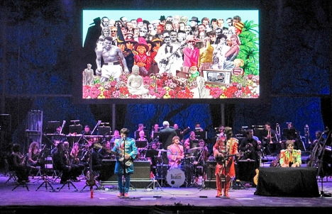 Starlite Gala bjuder på en stor dos nostalgi, som när Bootleg Beatles uppträdde tillsammans med Málagas symfoniorkester 25 juli.