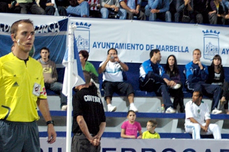 En av de gripna är ägaren till fotbollslaget Marbella Fútbol Club, Alexander Grinberg.