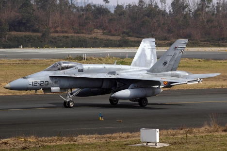 Denna gång var det en F-18 som förolyckades, vid start. Foto: https://commons.m.wikimedia.org/wiki/User:Beninho