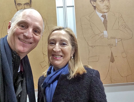Bloggförfattarens selfie i helgen med talmannen i parlamentet Ana Pastor (PP).