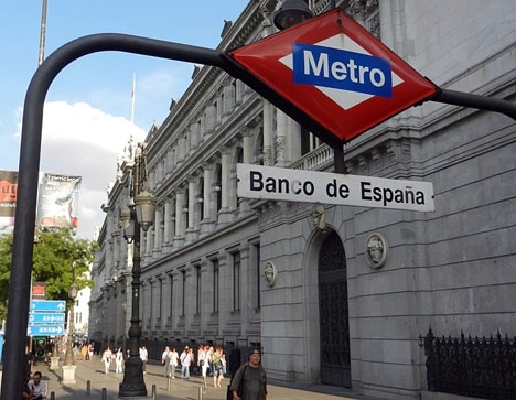 Spanska centralbanken fastställer att den spanska ekonomin förra året steg med 3,1 procent.