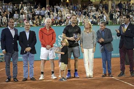 Förra året vann Carlos Moyá Senior Master Cup, på Puente Romano Tennis Club. Foto: Ayto de Marbella