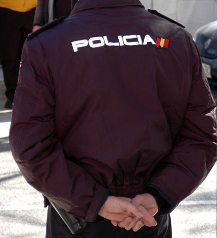 Spansk nationalpolis övermannade tre misstänkta ryska maffiamedlemmar i Marbella.