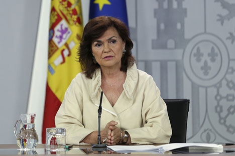 Vice regeringschefen Carmen Calvo försäkrar att regeringen kommer att försvara domaren Pablo Llarena.