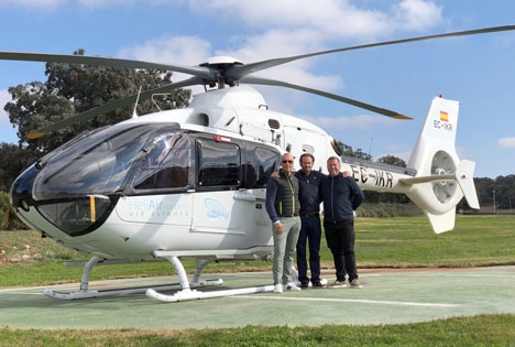 HeliAir Marbella drivs av helikopterpiloterna Roger Gudmundsäter, Andreas Granstedt och Mikael Holmén.