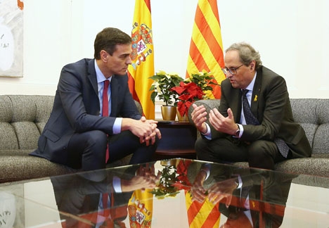 Regeringschefen Pedro Sánchez träffade 20 december den katalanske regionalpresidenten Quim Torra i Barcelona.