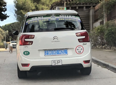 Taxisektorn har genom sina våldsamma protester bundit ris för egen rygg.