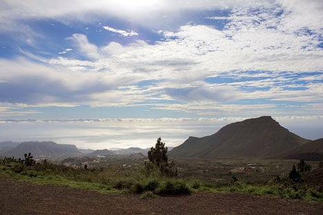 Kvinnan och hennes son hittades efter ett stort sökpådrag i ett bergsområde vid Costa Adeje, på Tenerife. Foto: trolvag/Wikimiedia Commons ARKIVBILD