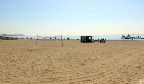 Rökförbudet kommer gälla vid stranden La Rada. Foto: Ayto de Estepona