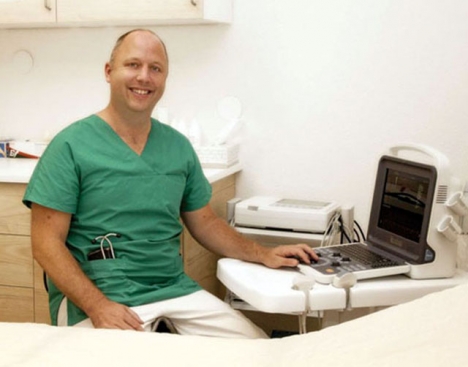 ScandClinics grundare &auml;r leg. l&auml;kare Andreas Bengtsson. Kliniken p&aring; Costa blanca har p&aring; bara ett par &aring;r f&ouml;rvandlats till en hel v&aring;rdcentral.