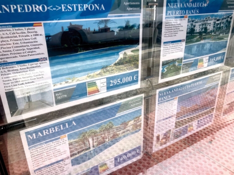 Efter motstridiga utfall i olika domstolar justerades i v&aring;ras hypotekslagen, f&ouml;r att bringa klarhet och skydda l&aring;ntagarna. Byr&aring;kratin har dock blivit kr&aring;ngligare och &auml;ven om reformen mottagits positivt menar m&aring;nga att den kunde ha varit betydligt b&auml;ttre.