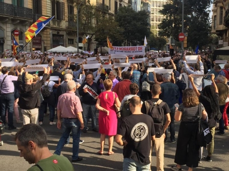 Demonstrationer pågår just nu i Barcelona. Foto: Carina Martin