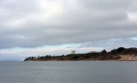 Ett tjockt dimtäcke ligger för andra dagen i rad över stora delar av Costa del Sol. ARKIVBILD