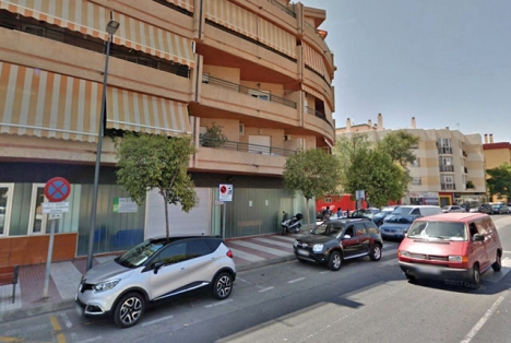 Beviljade medborgarskap behandlas endast tre gånger i veckan, av en tjänstekvinna vid civilregistret i Marbella. Foto: Google Maps