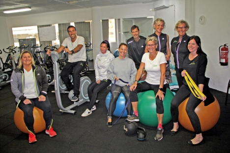 All personal på Scandinavian Rehab Center är legitimerad och vårdar såväl kropp som sinne. Patienterna från Sverige remitteras normalt upp till 28 dagar.
