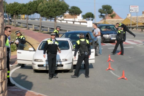 Lokalpoliser i Benalmádena. ARKIVBILD