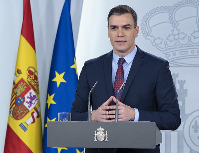 ”Det är extraordinära tider som kräver extraordinära åtgärder”, förkunnade den spanske regeringschefen Pedro Sánchez, när han på tisdagen presenterade stödpaketet.
