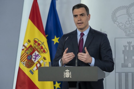 Pedro Sánchez uppger att Spanien bromsat smittkurvan 