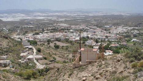 Den lägsta medelinkomsten i hela Spanien har kommunen Níjar, i Almería, med 6.755 euro om året. Foto: Jean-Claude Perez/Wikimedia Commons