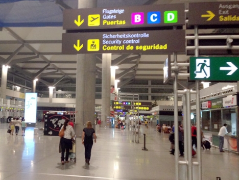 Inreserestriktionerna till Spanien upphör 21 juni, för passagerare från övriga EU.