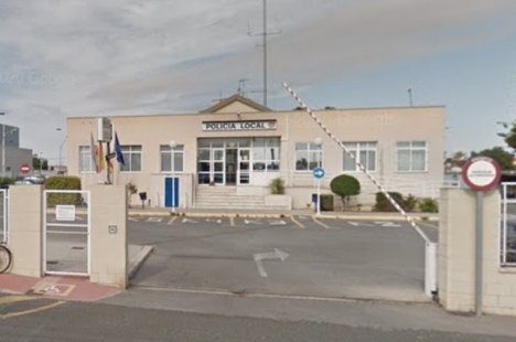 Polisstationen i Torrevieja. Foto: Google Maps