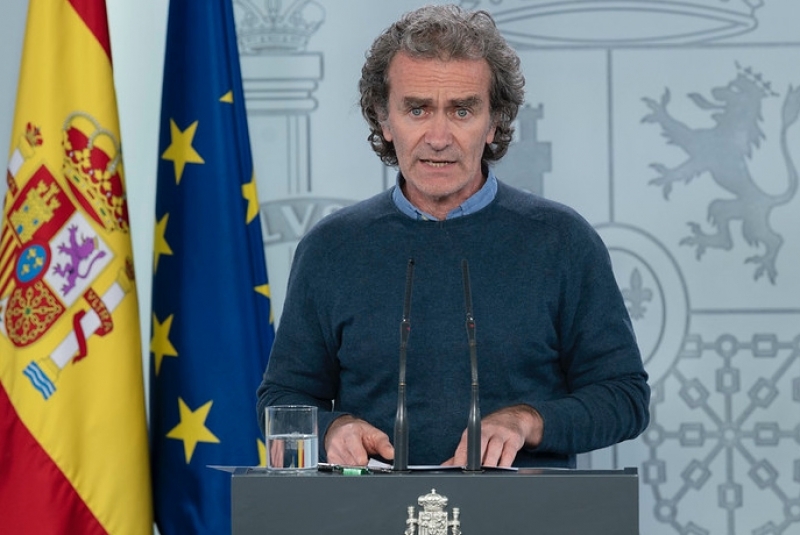 Fernando Simón har hittills vägrat tillkännage identiteten på de personer som ingår i krisgruppen.