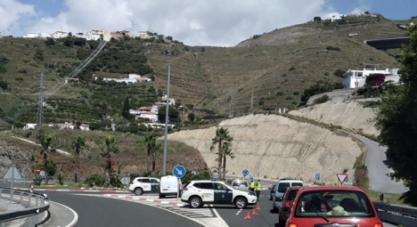 Ett flertal personer har bötfällts för överträdelser av perimeterkarantänen i Almuñécar. Foto: Ayto